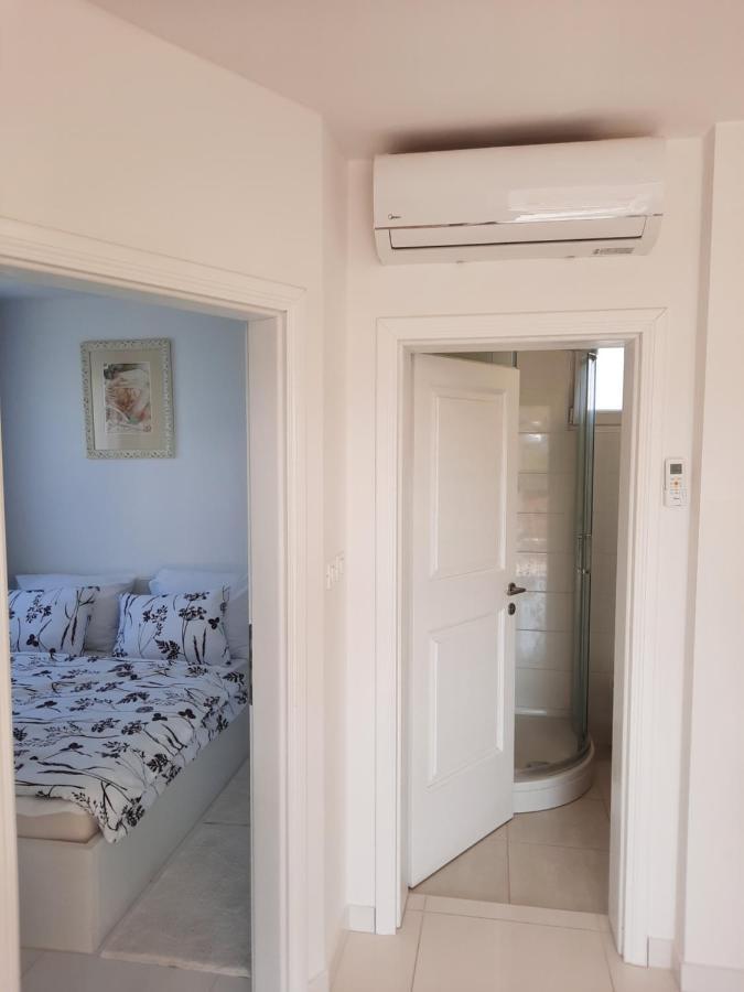 Appartamento Penzion u Kapitána Vir Esterno foto